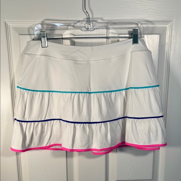 Lilly Pulitzer Mini White and Pink Tiered Bubble Skirt for Casual Wear